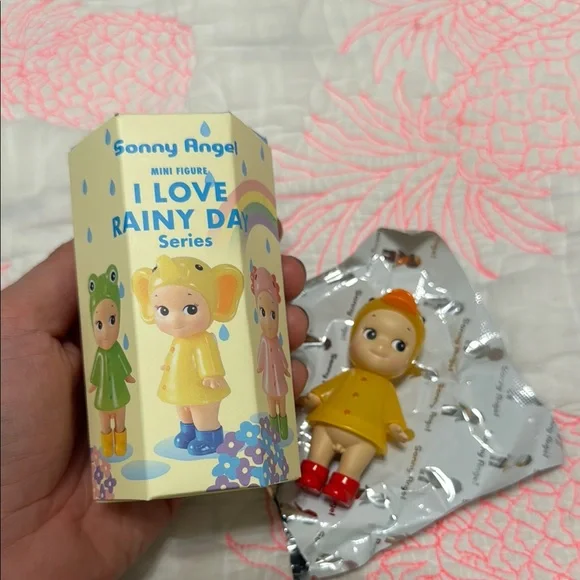 REVERSED - Sonny Angel - I Love Rainy Day Series Duck @awmaddy - Picture 5 of 7